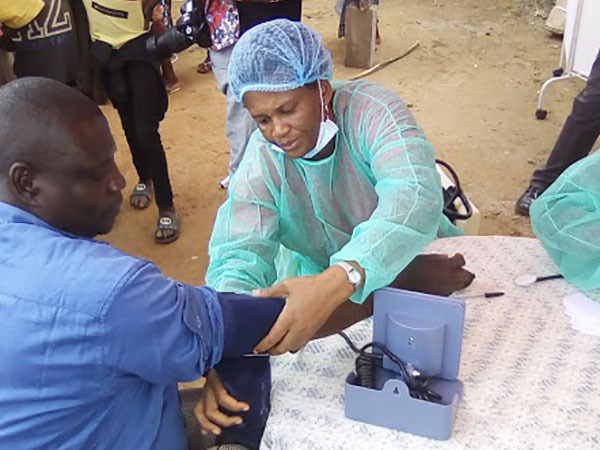 tratamento comunitário de TB em Angola