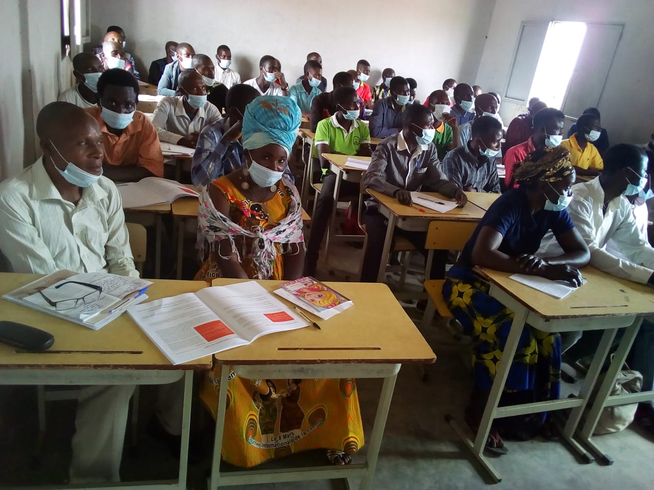 Tce Uíge refresher training for teachers in Beu Commune, with the presence of the Municipal Education Director, Beu Communal Coordinator, the Director of the Communal Hospital, the Communal Police Chief and Beu Communal Administrator