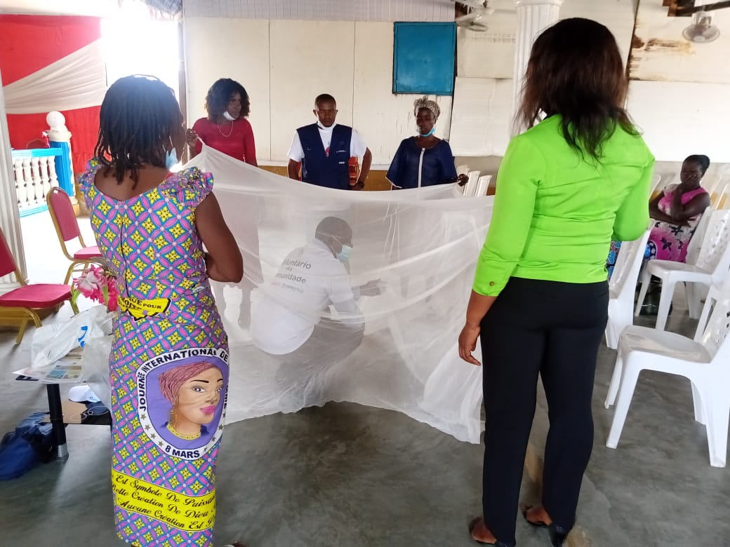 TCE Zaire gave a talk about malaria prevention at AIA church, during which they explained about the correct use of mosquito nets. ADECOS were present for malaria testing.