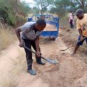 Processo de transporte de área para os trabalhos das obras (latrinas e jangos)